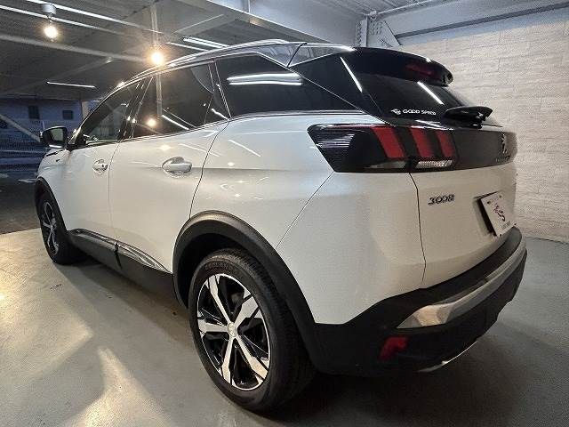 Peugeot 3008 2018-09 26583-16