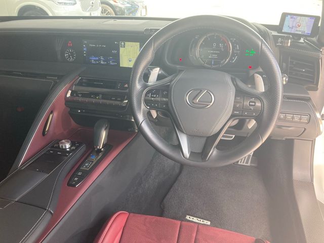 Lexus LC 2018-01 814-13