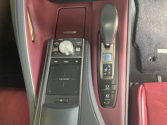 Lexus LC 2018-01 814-18