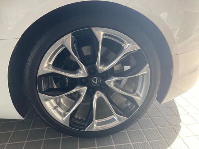 Lexus LC 2018-01 814-8
