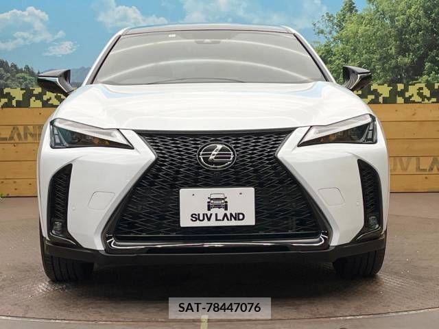 Lexus UX 2023-01 225357-15