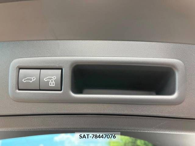 Lexus UX 2023-01 225357-5