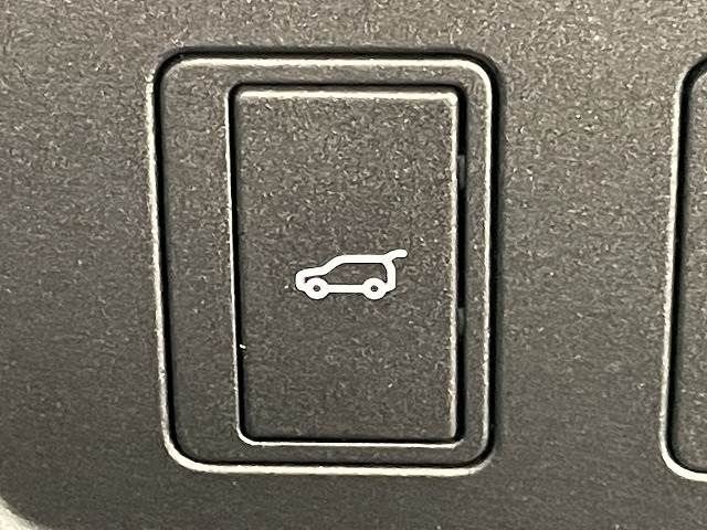 ROVER RANGE ROVER 2018-08 11824-8