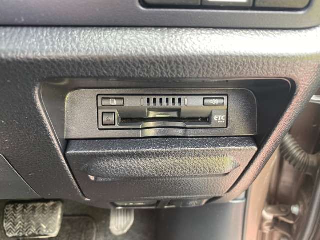 Toyota NOAH 2016-11 3809-10