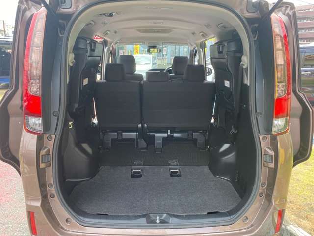 Toyota NOAH 2016-11 3809-4