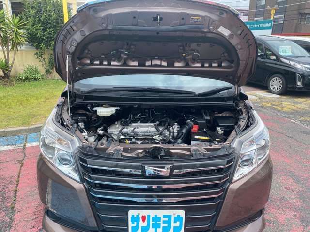 Toyota NOAH 2016-11 3809-18