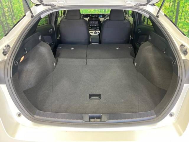 Toyota PRIUS 2017-08 184785-10