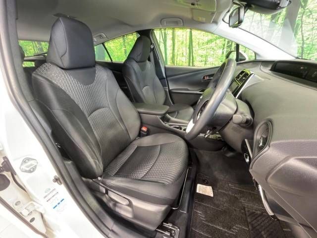 Toyota PRIUS 2017-08 184785-8