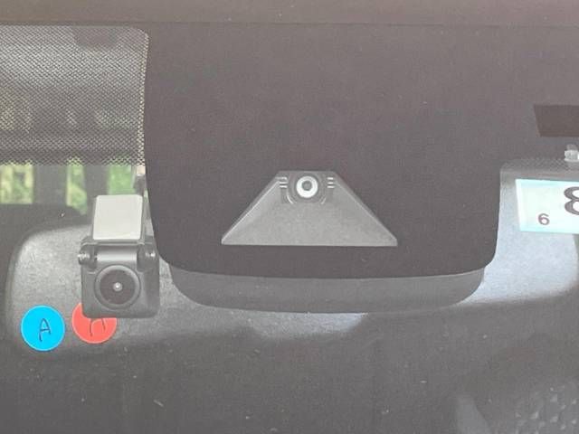 Toyota PRIUS 2017-08 184785-4