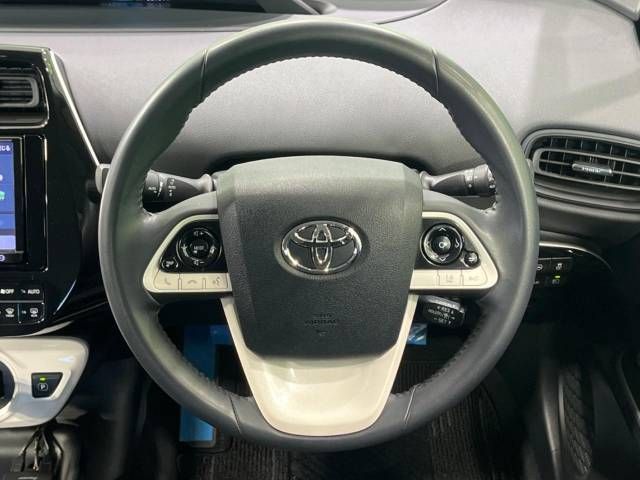 Toyota PRIUS 2017-08 184785-11