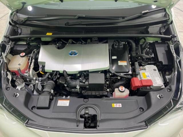 Toyota PRIUS 2017-08 184785-19