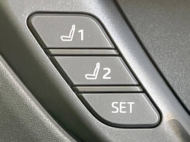 Toyota PRIUS 2023-02 185867-6