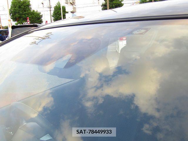 Nissan NOTE 2016-10 365453-21