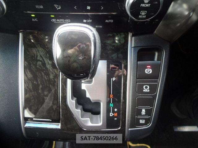 Toyota VELLFIRE 2016-12 245807-19