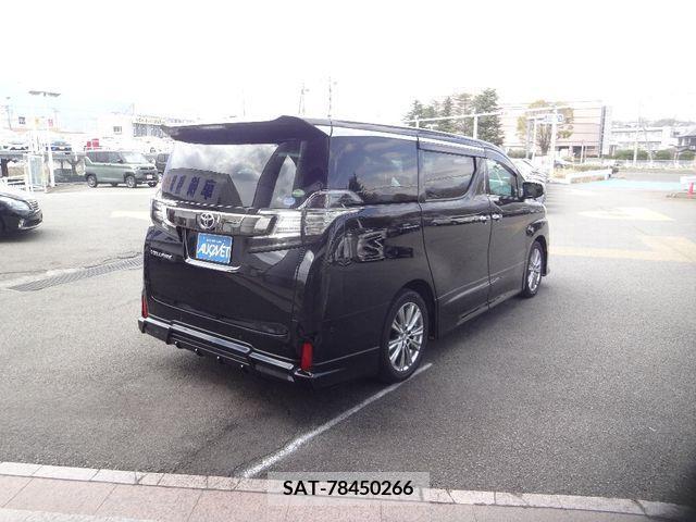 Toyota VELLFIRE 2016-12 245807-1