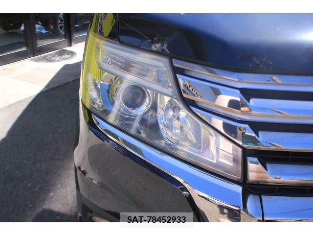 Honda e 2013-06 242699-9