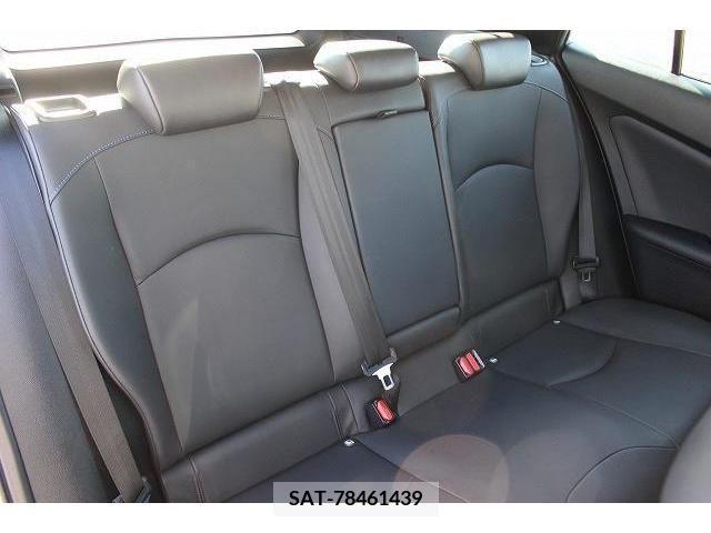 Toyota PRIUS 2020-02 205901-13