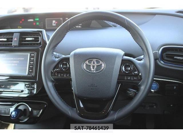 Toyota PRIUS 2020-02 205901-15