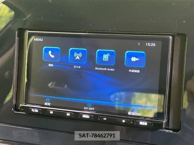 Nissan AURA 2023-06 225039-3
