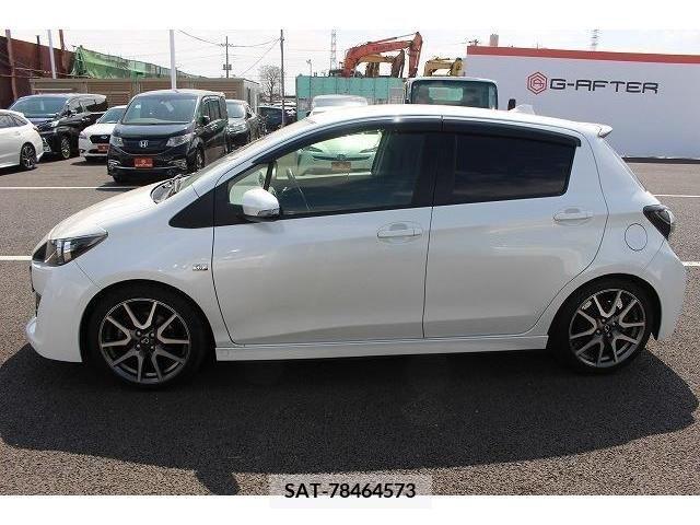 Toyota VITZ 2012-05 372557-6