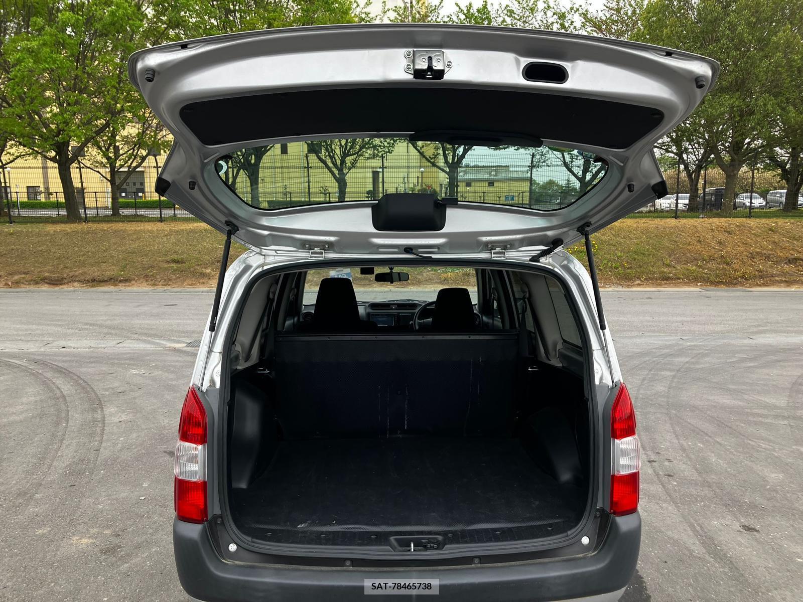 Toyota PROBOX VAN 2018-10 258301-17