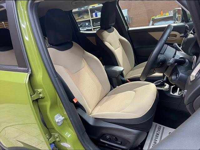 Jeep RENEGADE 2016-06 15920-7