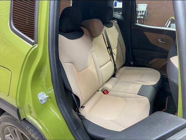 Jeep RENEGADE 2016-06 15920-8