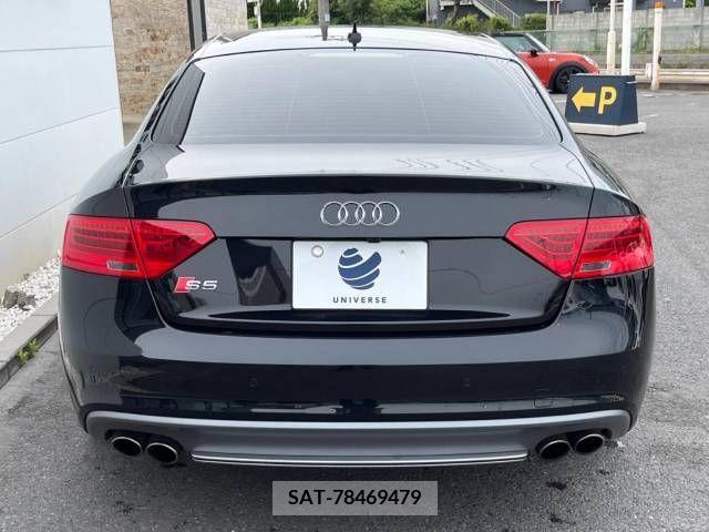 Audi S5 2012-03 326306-16