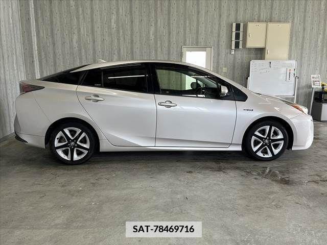 Toyota PRIUS 2016-05 377420-10