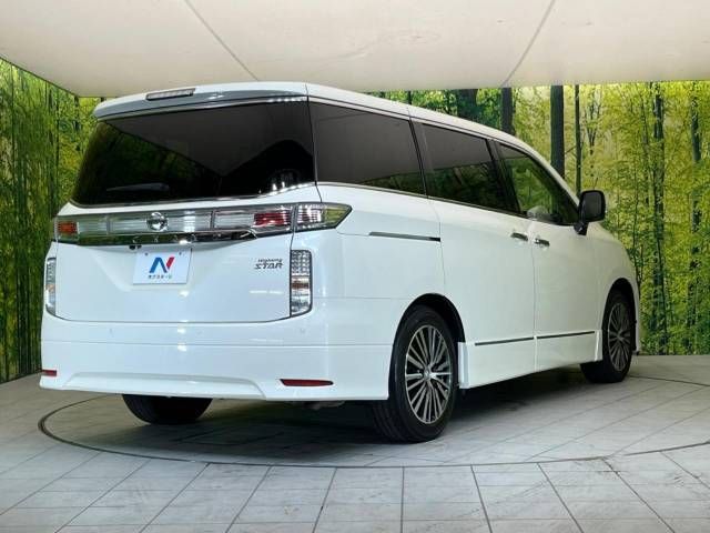Nissan ELGRAND 2018-06 5544-18