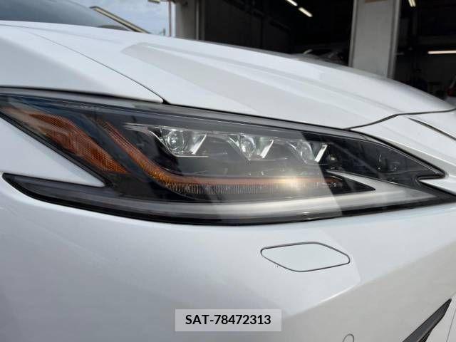 Lexus ES 2019-04 244060-12