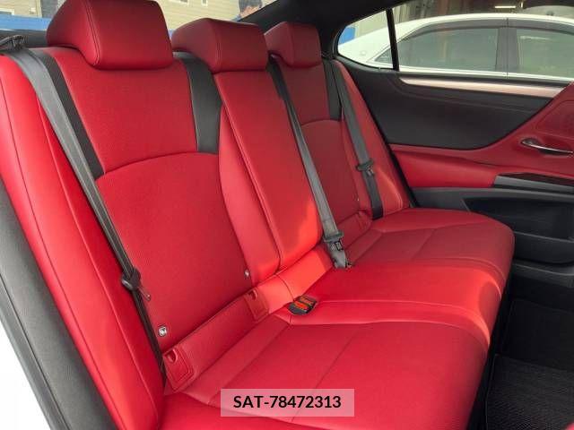 Lexus ES 2019-04 244060-10