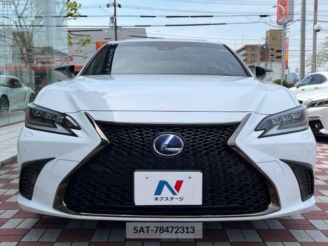 Lexus ES 2019-04 244060-14