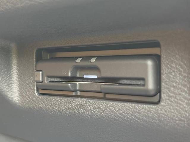 Nissan KICKS 2020-06 22087-7