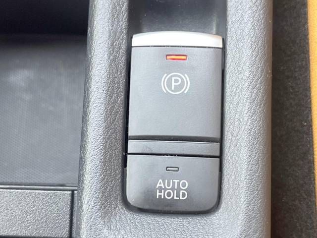 Nissan KICKS 2020-06 22087-10