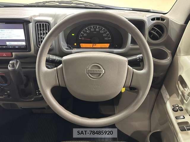 Nissan CLIPPER 2018-06 302185-13