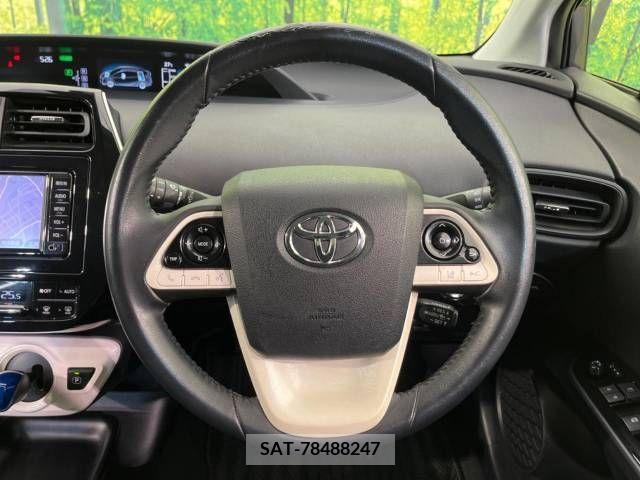 Toyota PRIUS 2017-10 366524-8