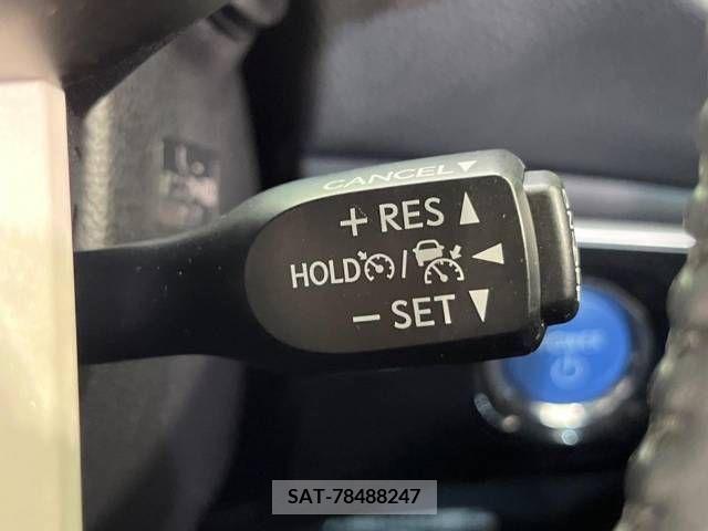 Toyota PRIUS 2017-10 366524-5