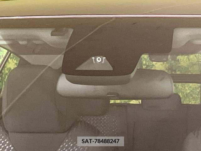 Toyota PRIUS 2017-10 366524-2