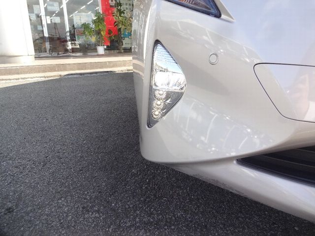 Toyota PRIUS 2017-06 22978-29
