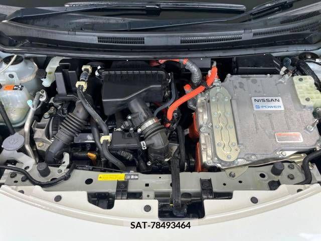 Nissan NOTE 2017-09 305407-18