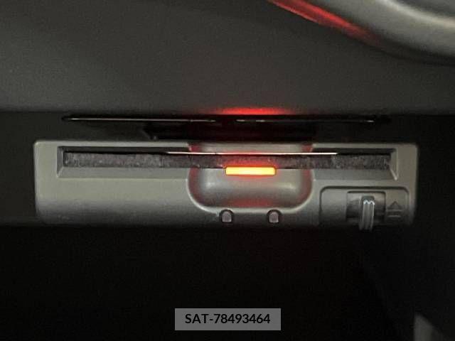 Nissan NOTE 2017-09 305407-7