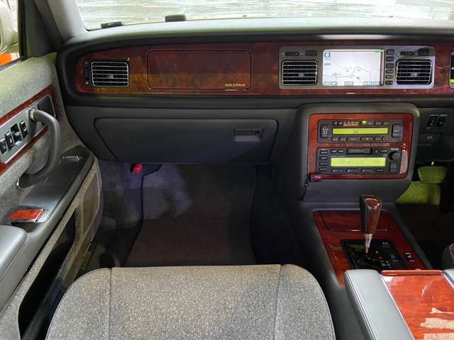 Toyota CENTURY 2006-09 188917-19