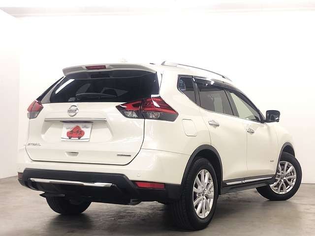 Nissan X-TRAIL 2017-06 192324-2