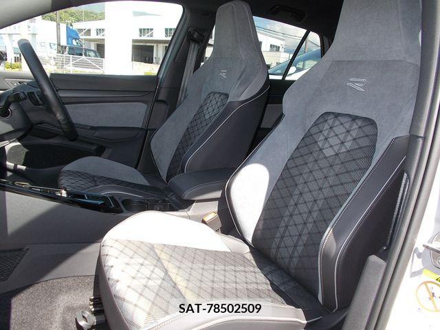 VolksWagen GOLF 2022-10 348166-23