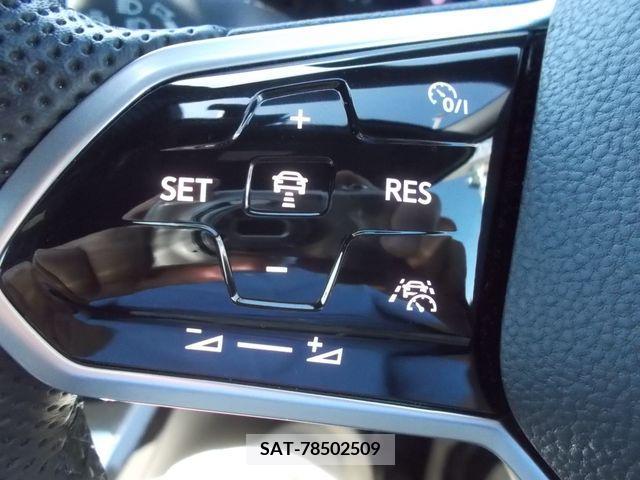 VolksWagen GOLF 2022-10 348166-16