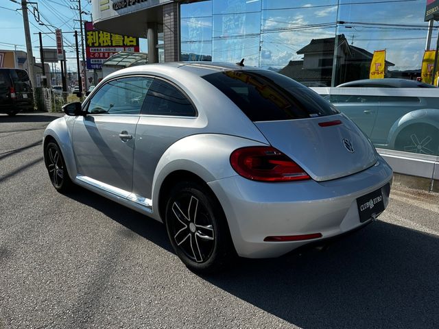 VolksWagen THE BEETLE 2013-12 13301-2