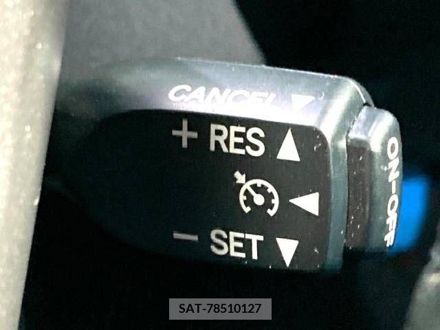 Toyota PRIUS 2015-01 241067-4