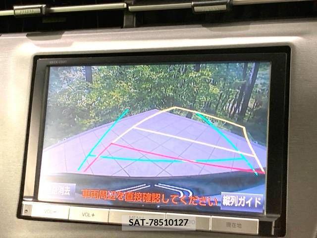 Toyota PRIUS 2015-01 241067-3