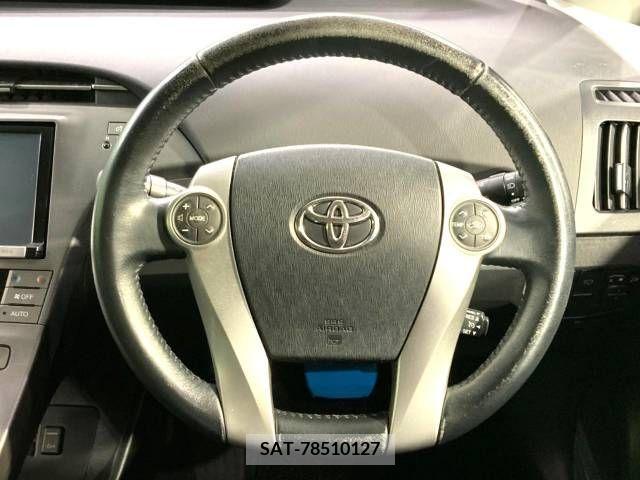 Toyota PRIUS 2015-01 241067-13